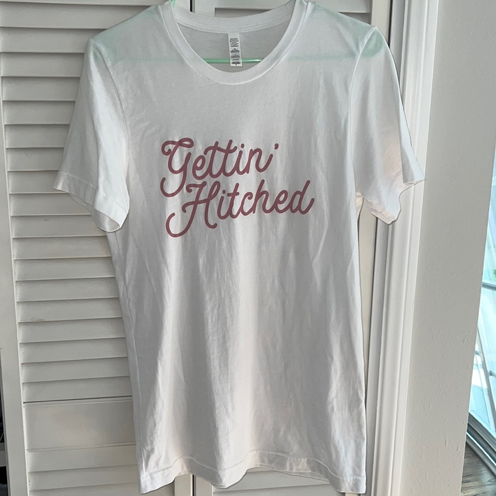 Gettin' Hitched Bride Shirt - New